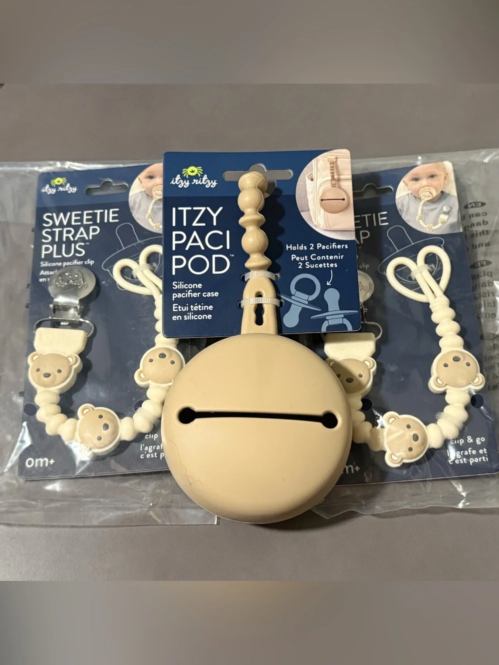Itzy Ritzy Beige Itzy Paci Pod with 2 Sweetie Straps in Beige NWT